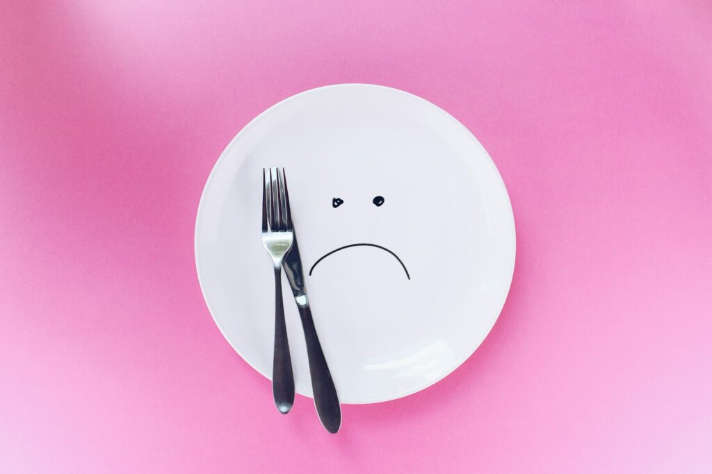 Professionnelle suivant une formation pour accompagner l’alimentation émotionnelle au-delà des comportements alimentaires